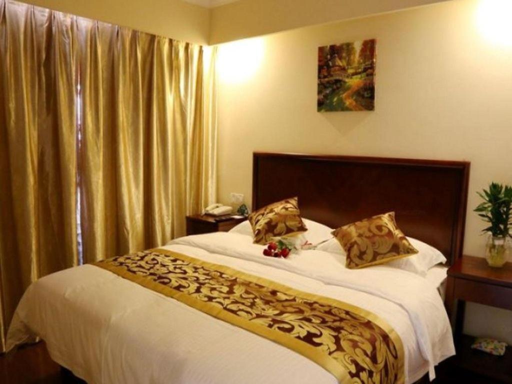 Greentree Inn Suzhou Industrial Zone Yangcheng Lake Weiting Mong Kok Express Hotel Екстер'єр фото