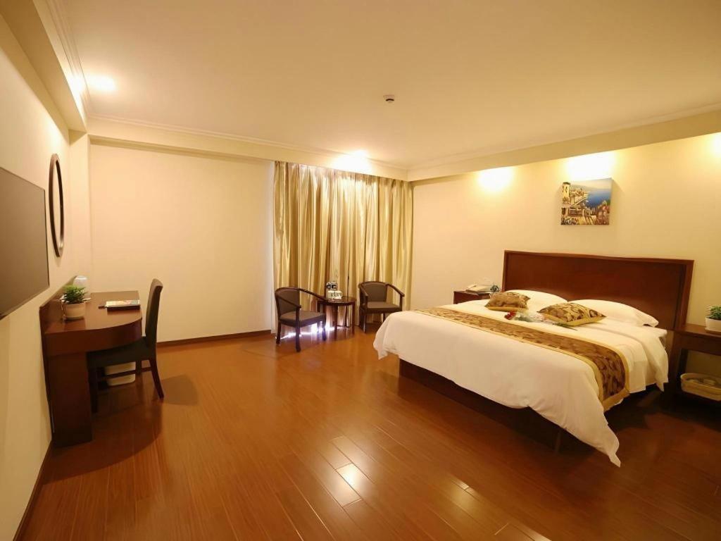 Greentree Inn Suzhou Industrial Zone Yangcheng Lake Weiting Mong Kok Express Hotel Екстер'єр фото