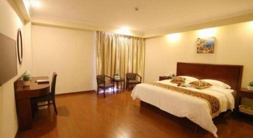 Greentree Inn Suzhou Industrial Zone Yangcheng Lake Weiting Mong Kok Express Hotel Екстер'єр фото