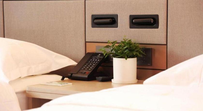 Greentree Inn Suzhou Industrial Zone Yangcheng Lake Weiting Mong Kok Express Hotel Екстер'єр фото