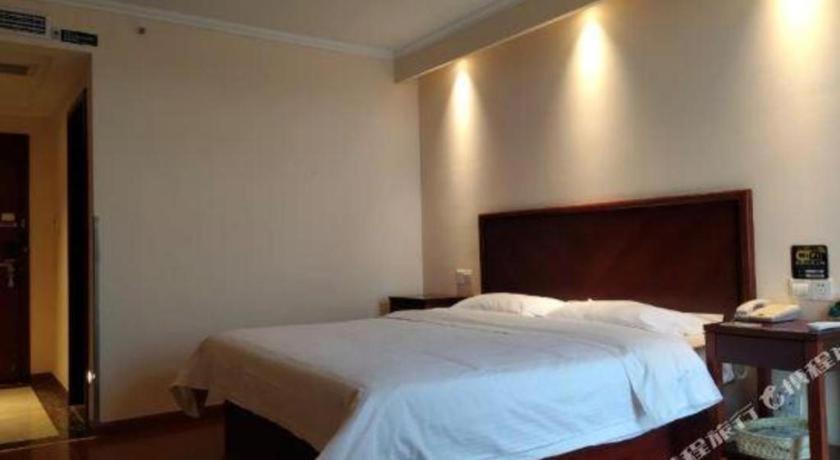 Greentree Inn Suzhou Industrial Zone Yangcheng Lake Weiting Mong Kok Express Hotel Екстер'єр фото